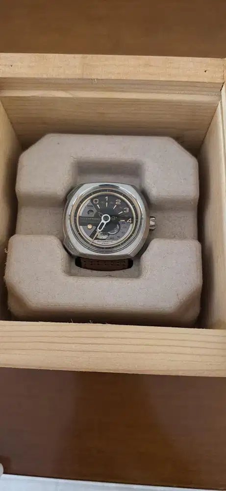 Seven Friday V series