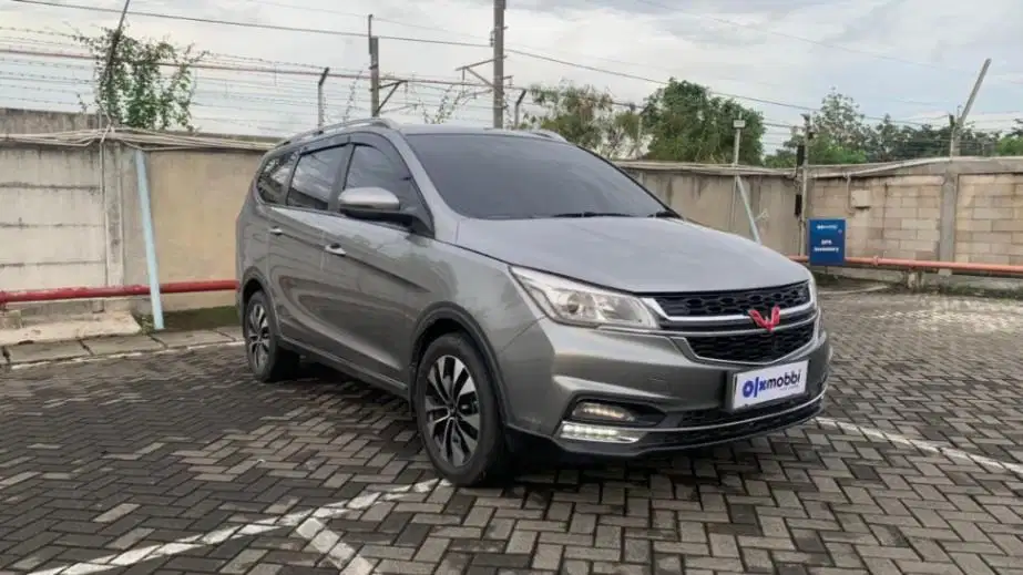 MOBIL PILIHAN - Wuling Cortez 1.5 CT Bensin-MT 2019 KOP B