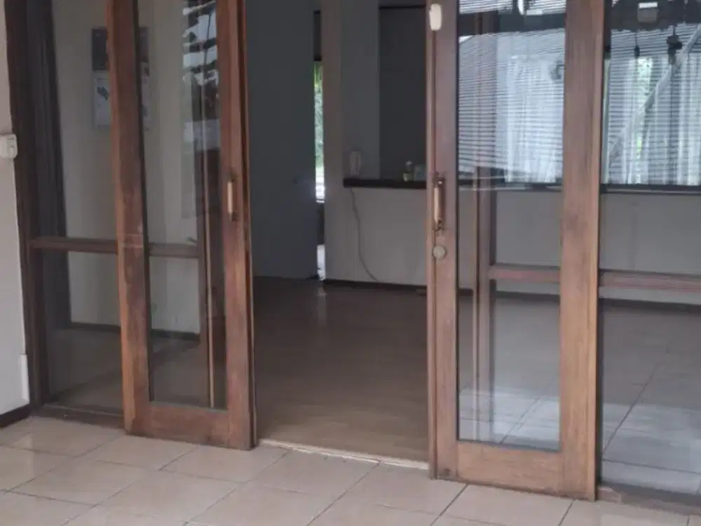 Jual Ngebut Rumah Siap Huni di Setraduta