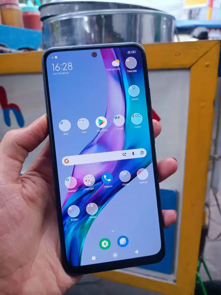 Poco m5s ram 4/64 fullset no minus nfc onn batre awet kamera jernih