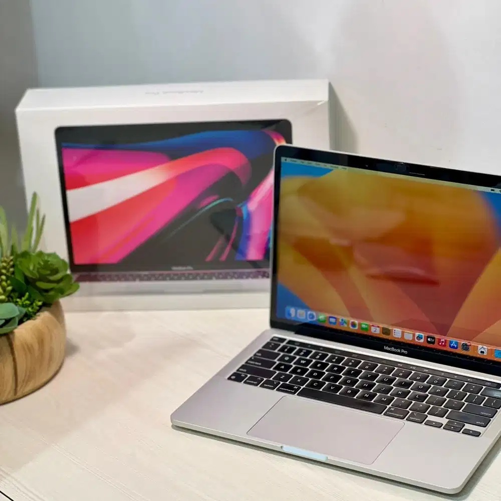 Macbook Pro M2 Chip Silver 13 Ex iBox