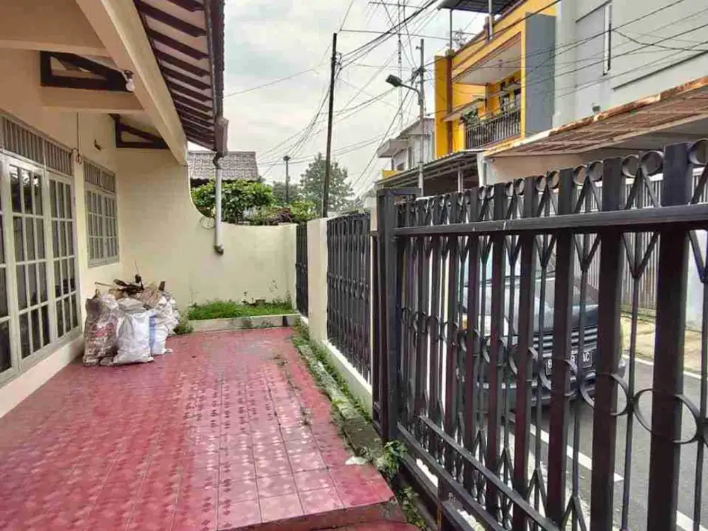 Dijual Rumah Cipinang