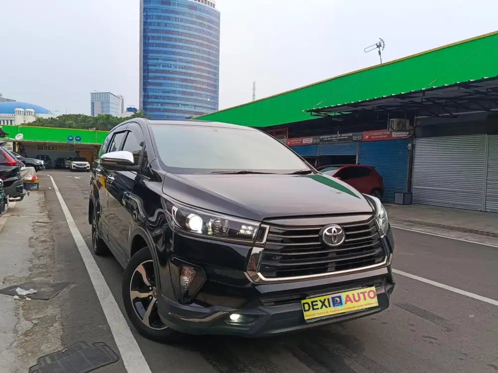 (KM20000)TOYOTA VENTURER DIESEL AT 2023 NIK 2022  ISTIMEWA KM RENDAH