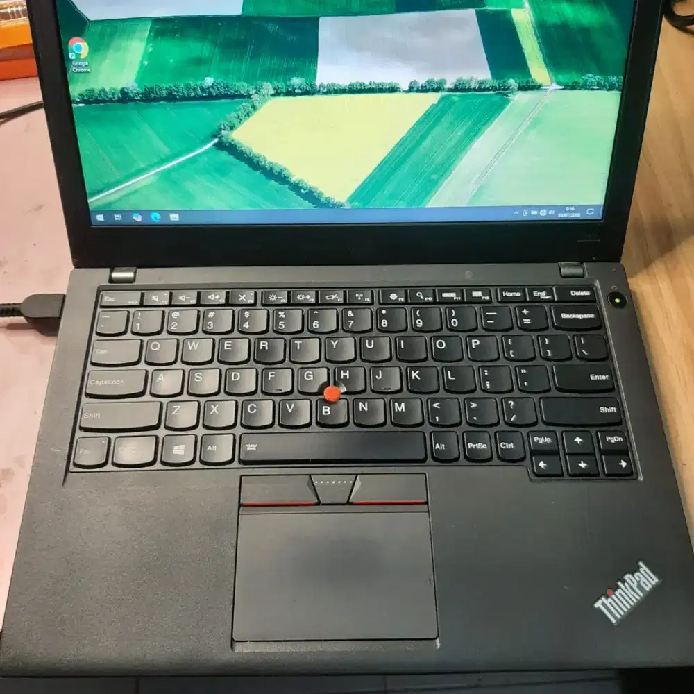 Laptop Notebook Lenovo Thinkpad X260 Core i5 Ram 8 giga Bekas