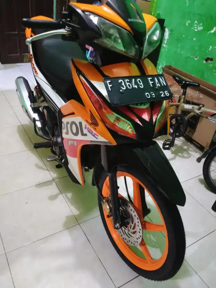 Honda blade repso 125 fi limited edition