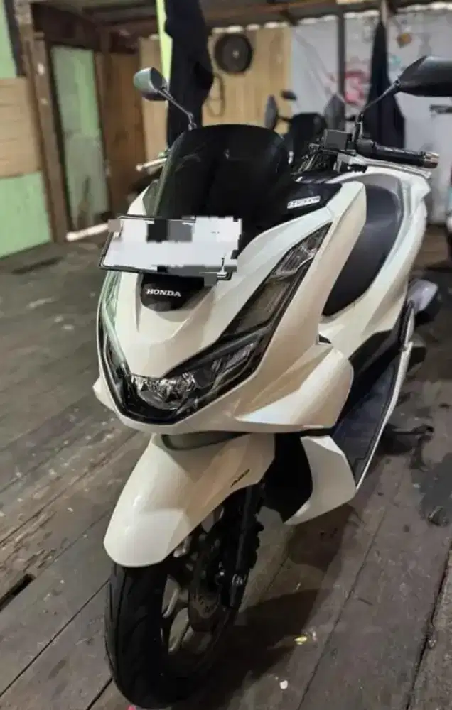 Di jual motor Honda PCX 2024