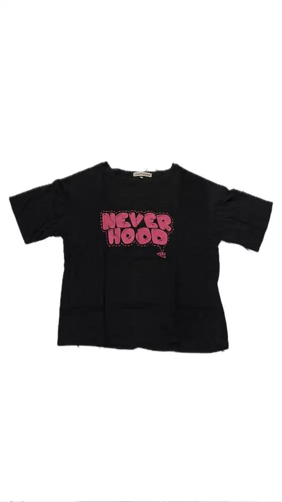 kaos oversize warna hitam