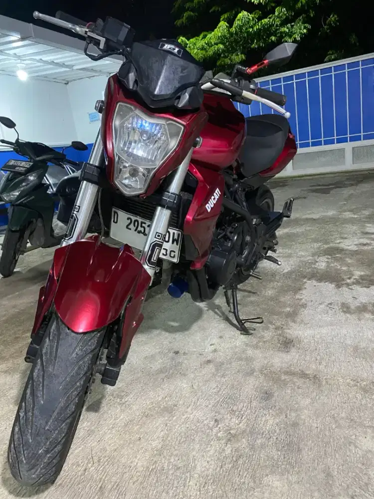 Benelli TNT 250cc 2016 Lengkap