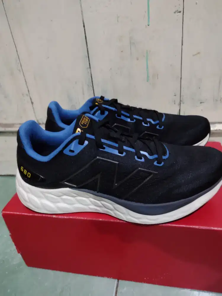New Balance 680 Freshfoam