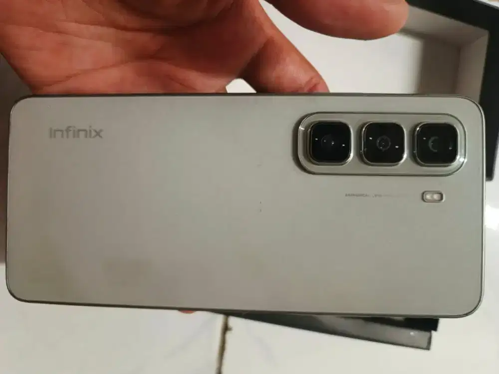 Infinix hot 50 6+6/256