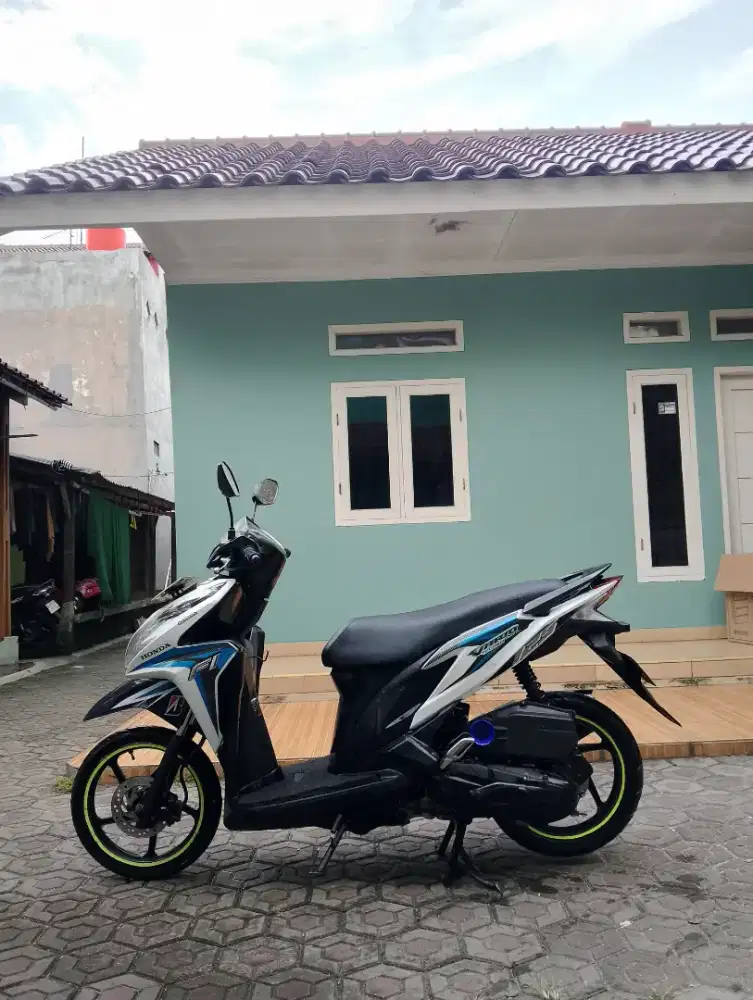 Vario 125 kzr tahun 2012