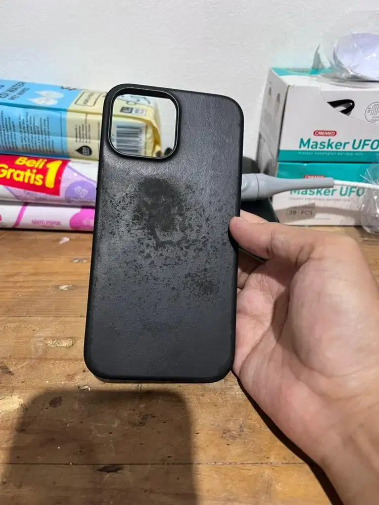 Apple Iphone 13 Pro Max Leather Case with Magsafe, Midnight