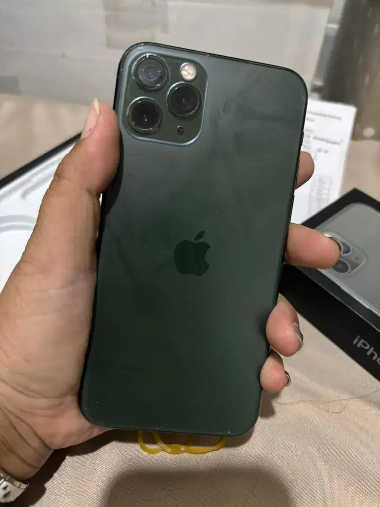 IPHONE 11 pro 512