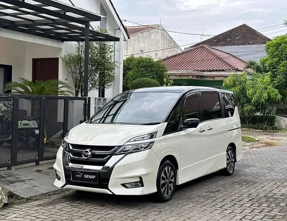 Nissan Serena HWS 2019 AT Matic Facelift Model 2020 Two Tone Istimewa