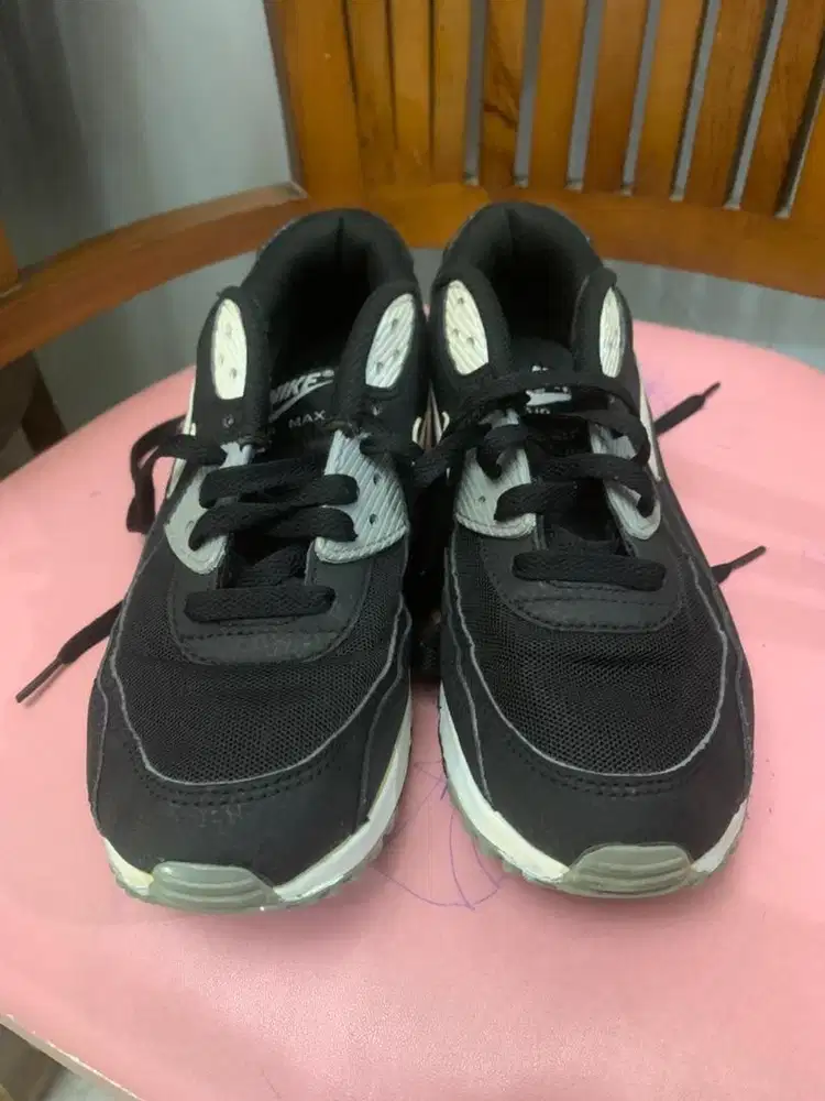 Sepatu max air size 39 insol 24,5