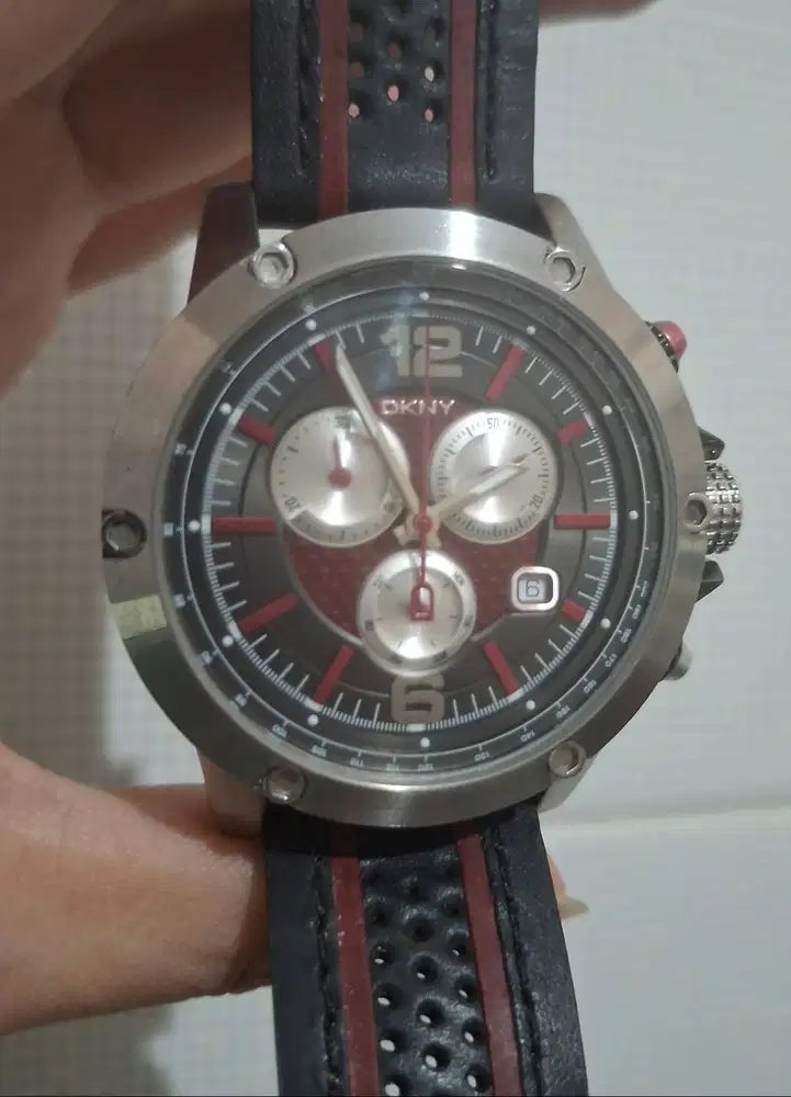 DKNY jam tangan pria Original