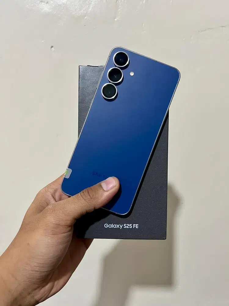 Samsung S25 FE 8/256gb SEIN Garansi On 2026