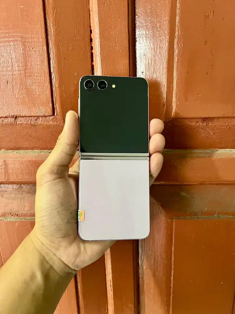 Samsung Z Flip 5 8/512gb SEIN Fullset