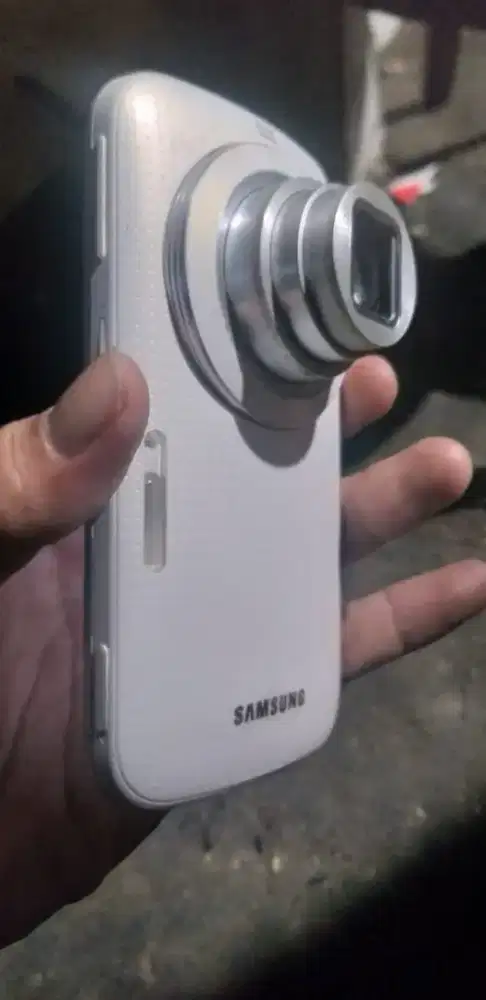 Samsung k zomm SM C111