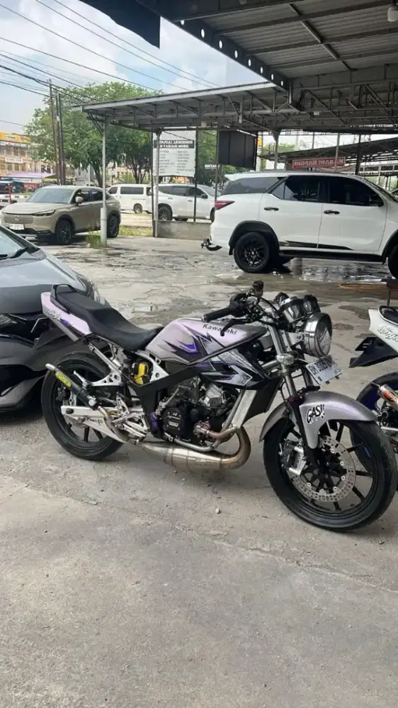 Jual lagi butuh uwqng