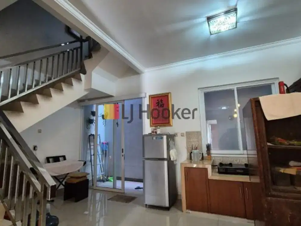 Jalan Lebar, rumah  di Gading Elok Utara, kelapa Gading Luas 6x20 m2