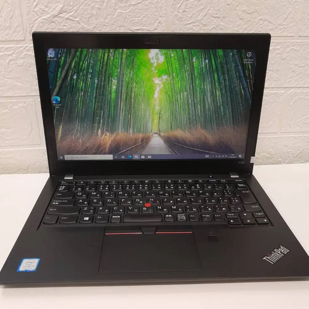 Lenovo Thinkpad X280 Touchscreen  Core i5 Gen 8 RAM 8GB SSD 256GB