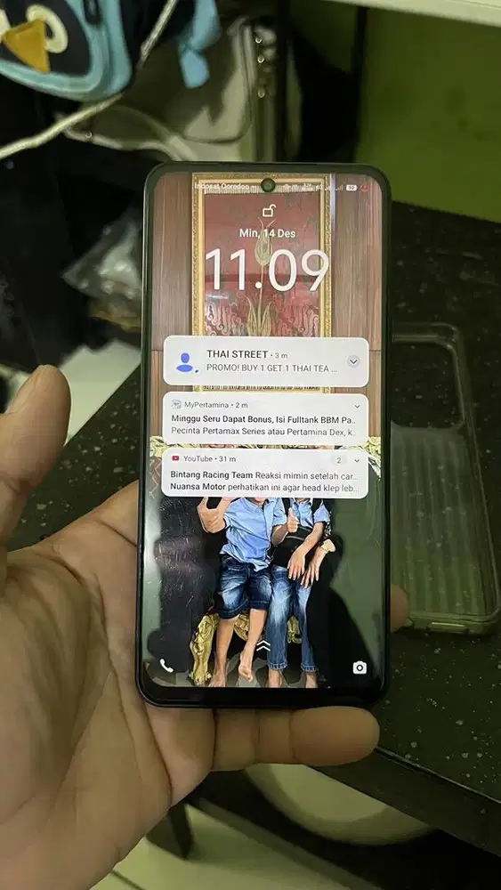 Di jual vivo y19s pro 4/128 baru 2 bulan