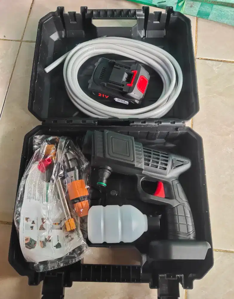 Alat cuci motor mobil