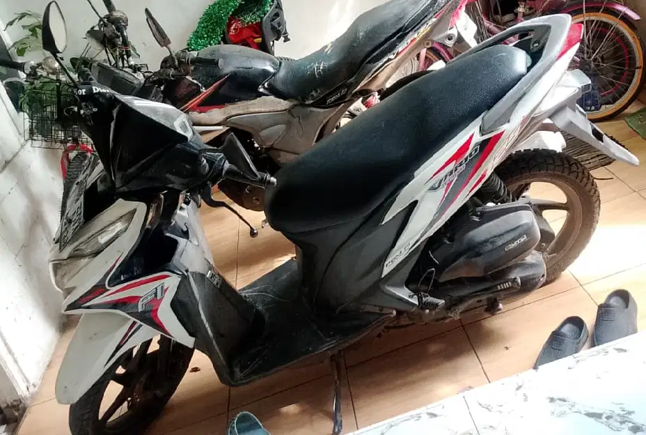 Dijual Vario Techno 125 Old