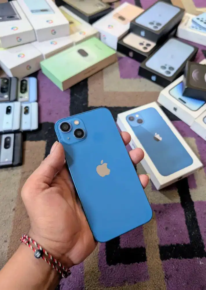 iPhone 13 128Gb ex iBox