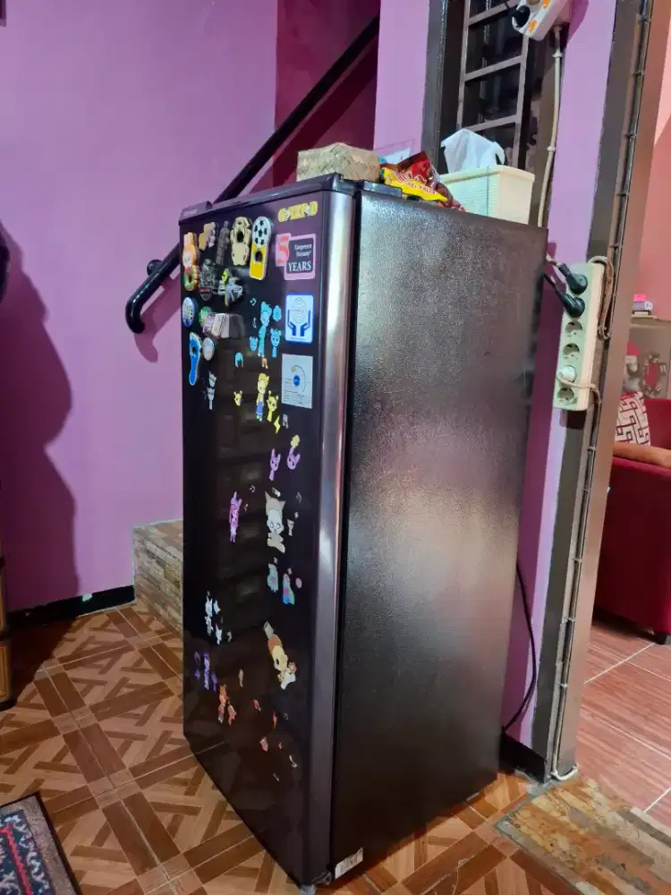 Kulkas Toshiba, 190 Liter