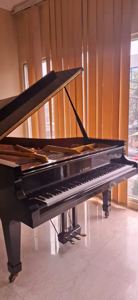 Grand Piano Kawai KG-5D – Kekuatan Suara & Elegan