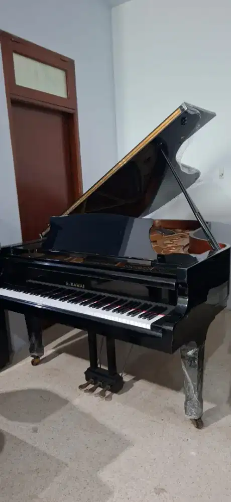 Grand Piano KAWAI KG-7D | Sound Powerful & Elegan