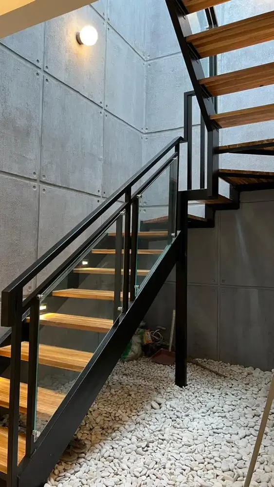 DIJUAL RUMAH MINIMALIS DI PUSAT KOTA