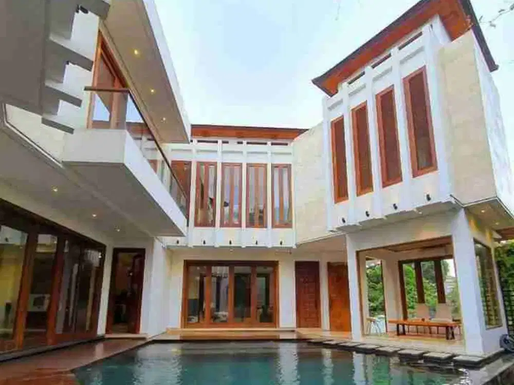 Rumah Sultan 3 Lantai di Pondok Indah Jakarta Selatan, Di Jual Cepat !!!