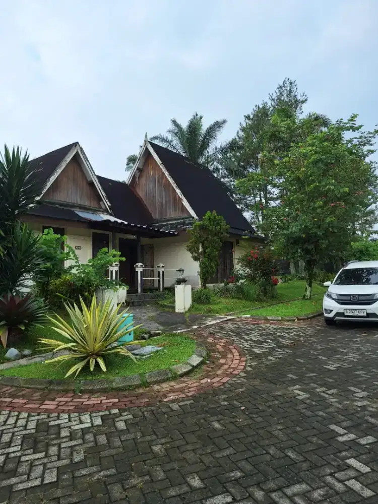 Dijual butuh harga murah vila type jepang lokasi kota bunga Cipanas