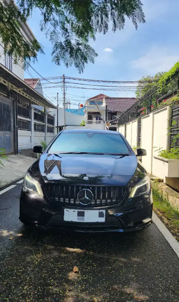 Mercedes-Benz CLA 200 AMG line