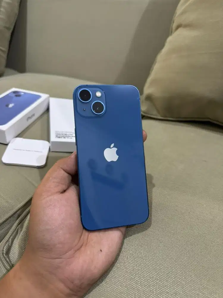 IPHONE 13 BASIC 256 GB FULLSET PERFECT CONDITION MULUS