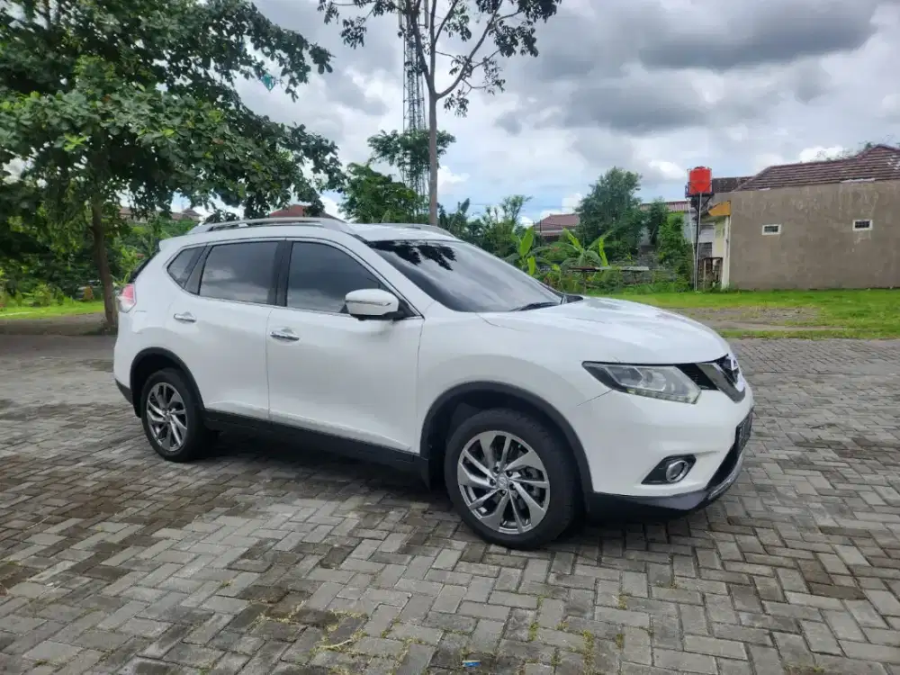 NISSAN XTRAIL T32 2.5 AT