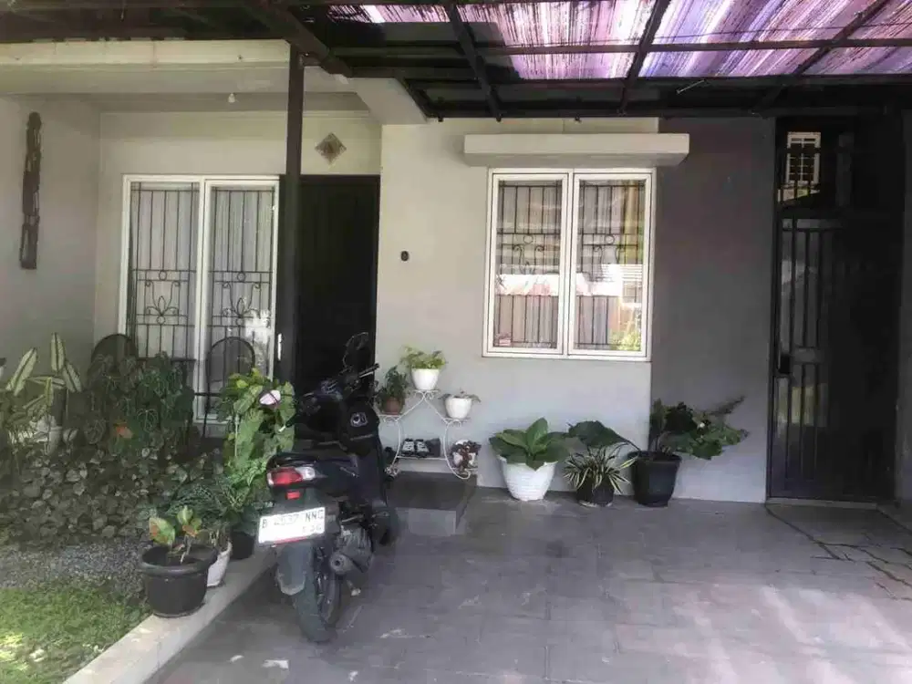 Rumah di Cluster Sevilla BSD Kencanaloka