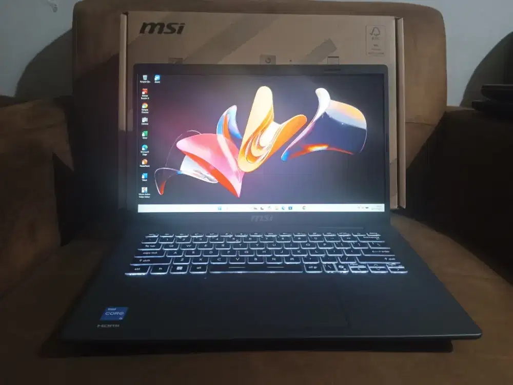 MSI Modern 14, Core i5-1315u, Ram 8GB, SSD 512GB, UHD 14 inch