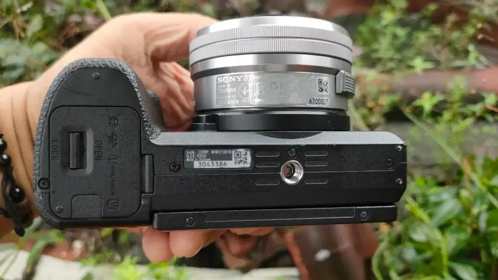 Kamera Sony A6500 + Lensa Kit