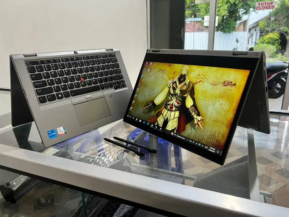 LAPTOP LWNOVO YOGA CORE I5ge11 RAM 16 GB LAYAR SENTUH 360°