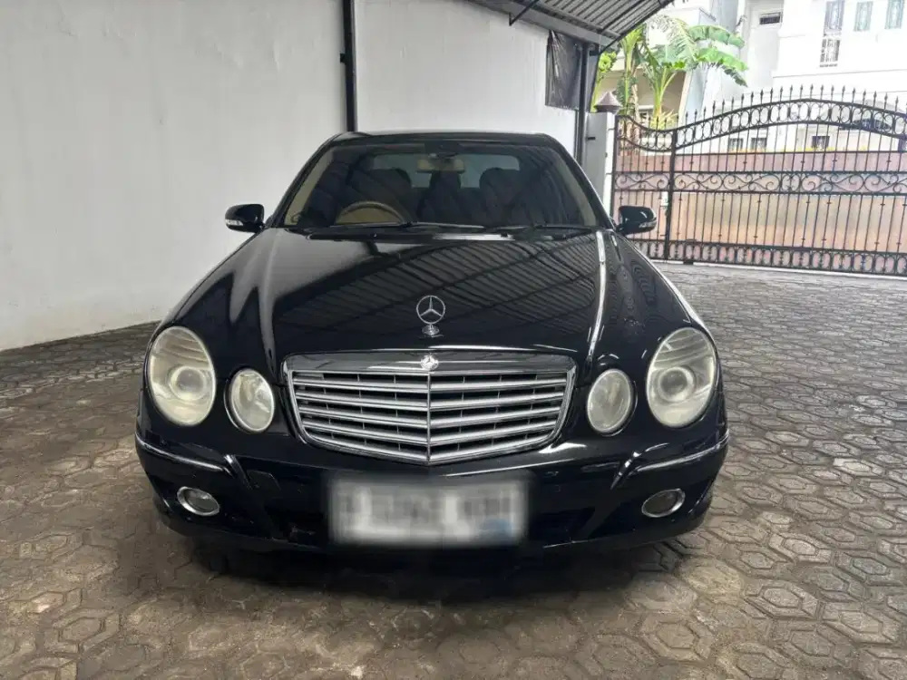 Mercedes benz E230 W211 2008