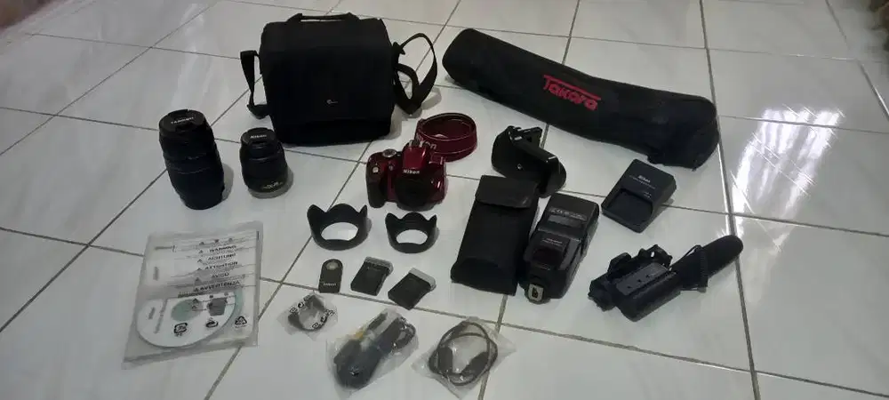 NIKON D3200 FULLSET (LIKE NEW)