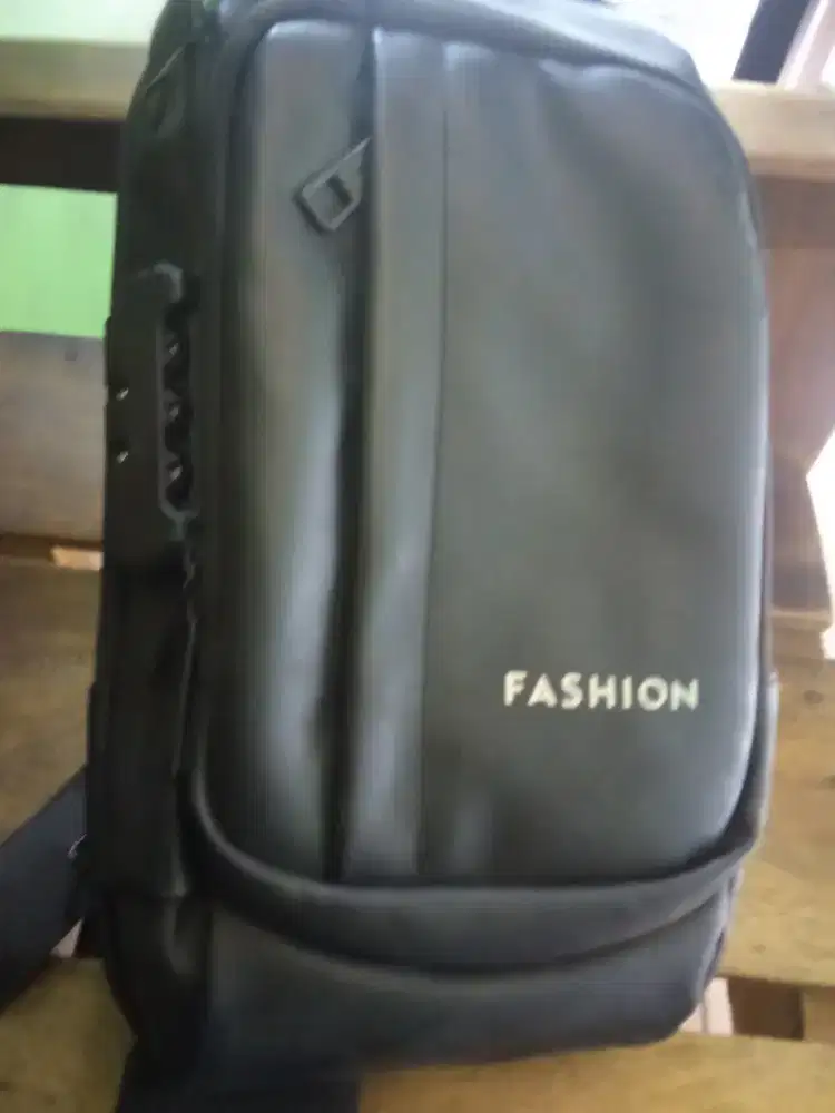 Di obral Tas slempang Pria