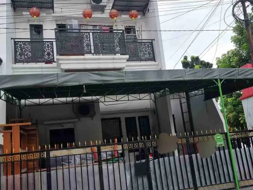 RUMAH CANTIK DI JL NANAS LAMPER TENGAH SEMARANG SELATAN