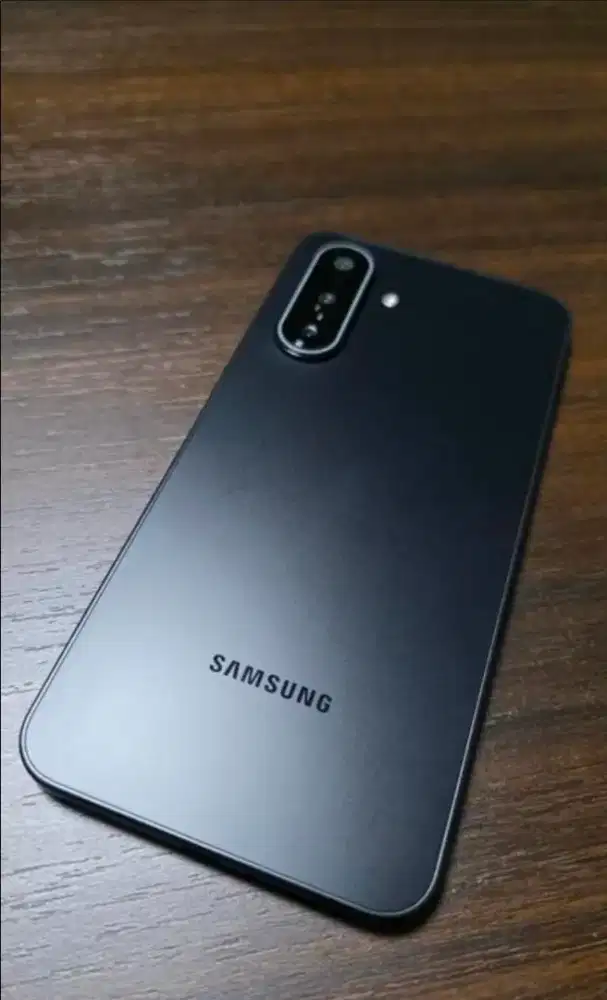 Samsung A17 5G 8/256Gn