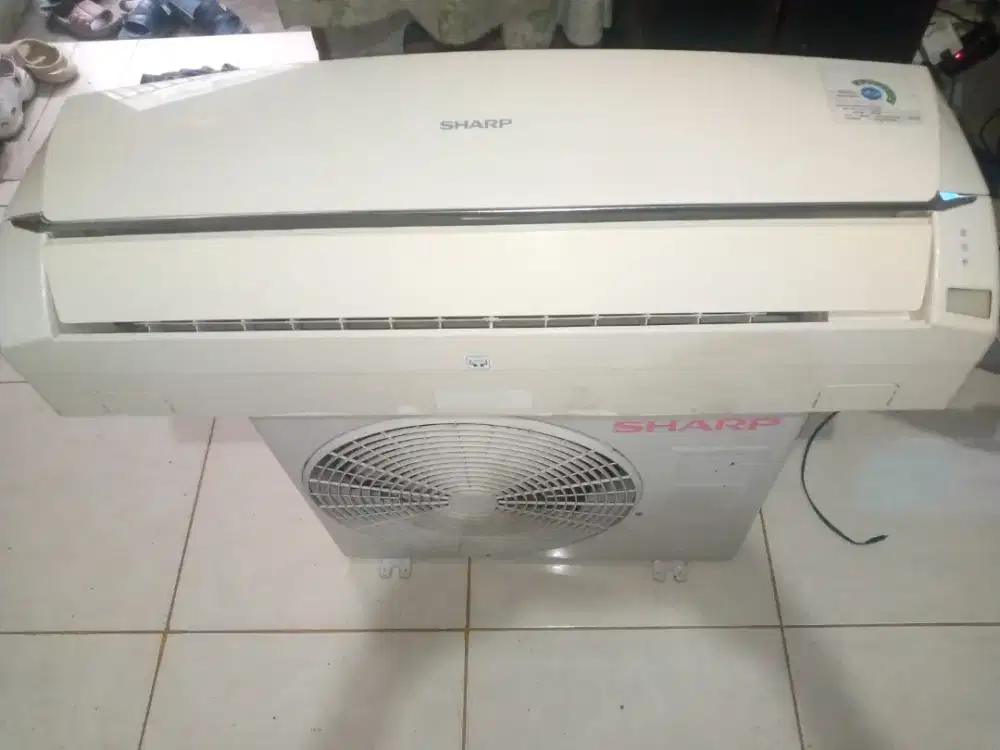 Sharp R32 1/2 pk nyeZz