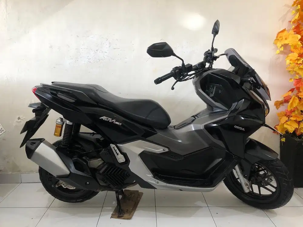 Honda ADV Th.2022 hitam!!